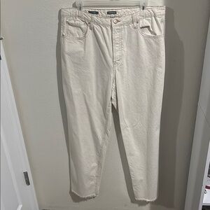 Woman’s Cream Jeans